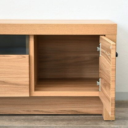 Oak pattern TV stand (width 179.5cm NA)