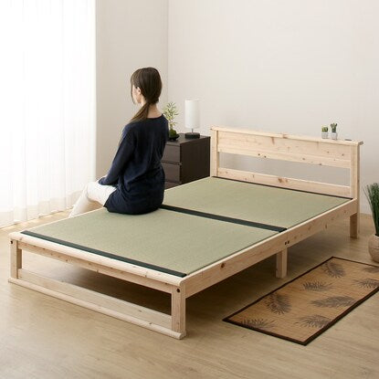 Double shelf Hinoki igusa bed frame (with power outlet)