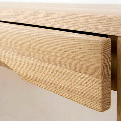 A natural wood desk with beautiful grain of ash veneer, depth 45cm (width 120cm light brown)