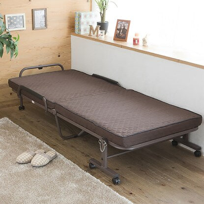 Compact semi-short single folding bed (width 84 x depth 190 cm BR)