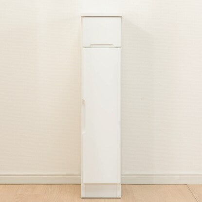 Slim counter (20cm wide) with doors that can be set in any direction