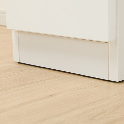 Slim counter (width 30cm) with doors that can be set in any direction