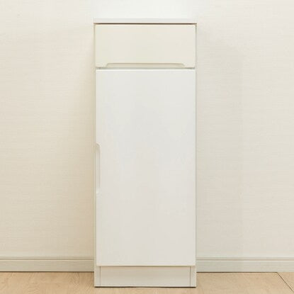 Slim counter (width 35cm) with doors that can be set in any direction