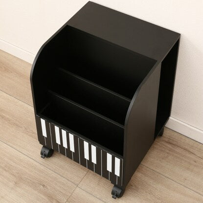 A cute, convenient storage cabinet for music sheets (low type)