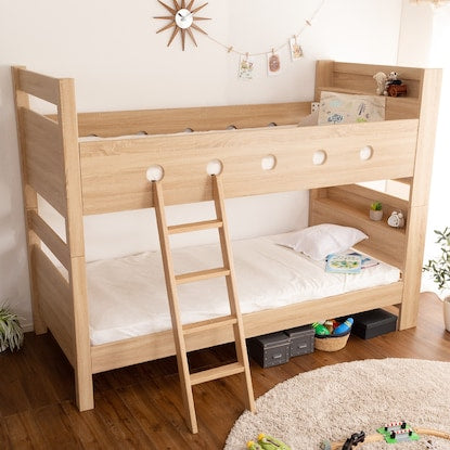 Wooden bunk bed with headboard (natural)