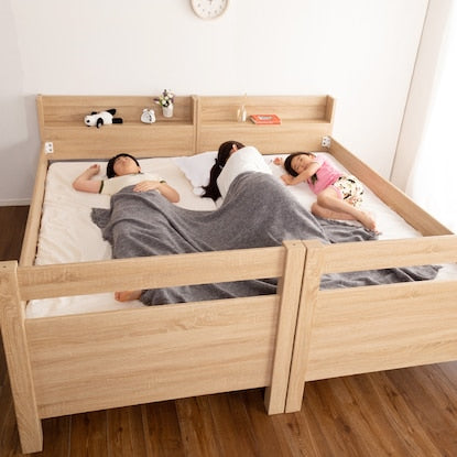 Wooden bunk bed with headboard (natural)