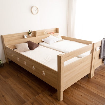 Wooden bunk bed with headboard (natural)