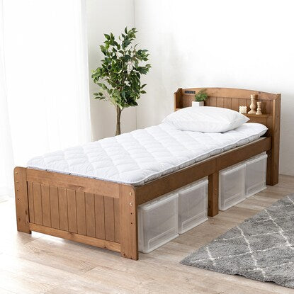 Bed with headboard and slats (S LBR)