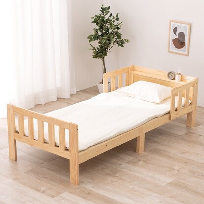 Family bed with bed guard (S NA)