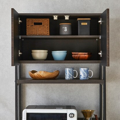 A finished kitchen cabinet with a vintage feel (80 DBR)