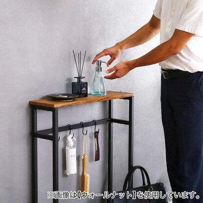 Slim and convenient console table (NA)