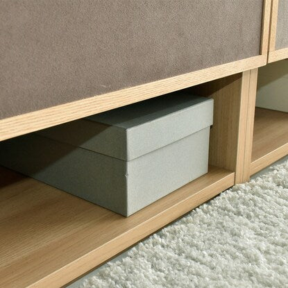 Scandinavian style TV stand (165 NA)