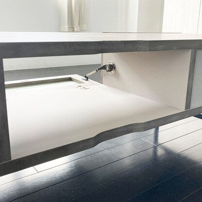 Simple design TV stand (180 DGY)