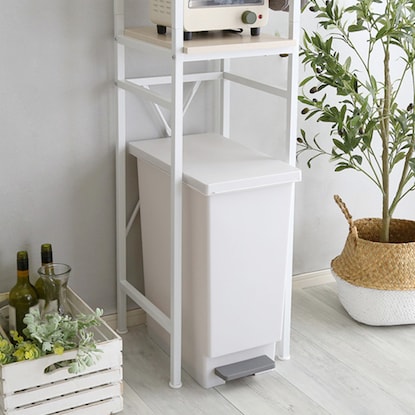 Natural-style trash can rack, space-saving type (WW)