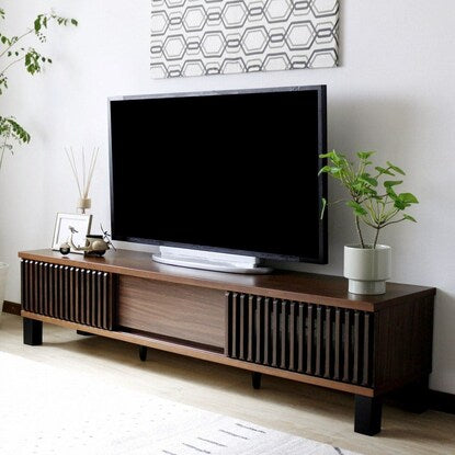 A TV stand featuring natural wood decorations (170cm wide WAL)