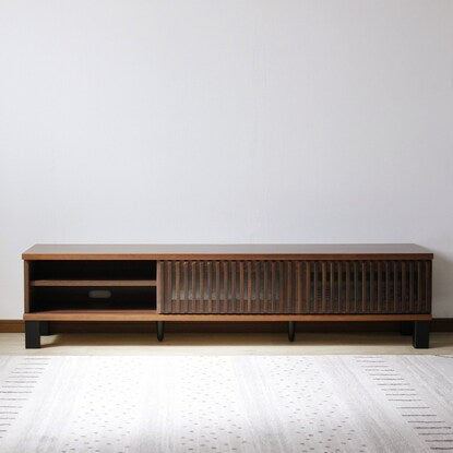 A TV stand featuring natural wood decorations (170cm wide WAL)