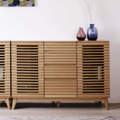 Sideboard with attractive natural wood decoration (120 NA)