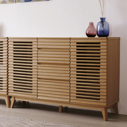 Sideboard with attractive natural wood decoration (120 NA)