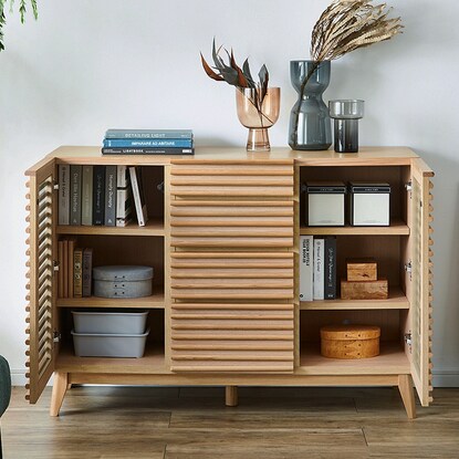 Sideboard with attractive natural wood decoration (120 NA)