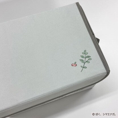 I'm a long-tailed tit. Storage box (light gray)