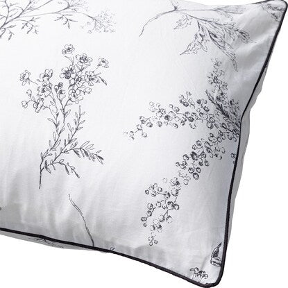 Pillow cover (white floral line art pattern)