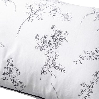 Pillow cover (white floral line art pattern)