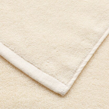 Bath towel (D Rich 2 IV RI23)