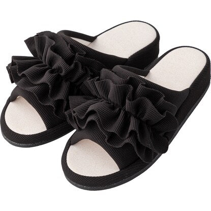 Heeled slippers (ruffle M BK nHL01)