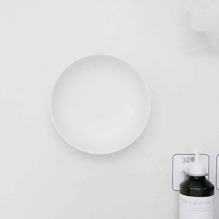 Magnetic tub, white