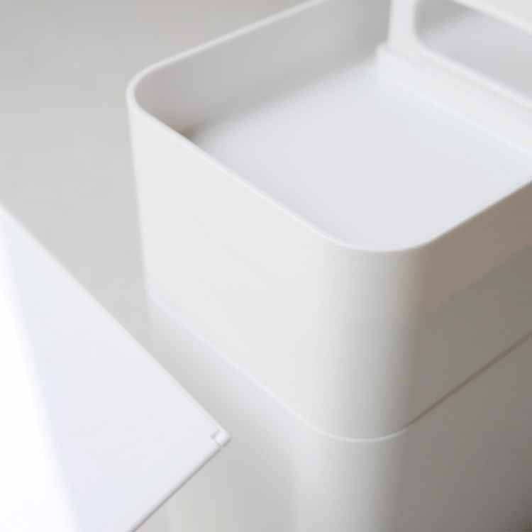 持ち運びができるメイクボックス ホワイト
