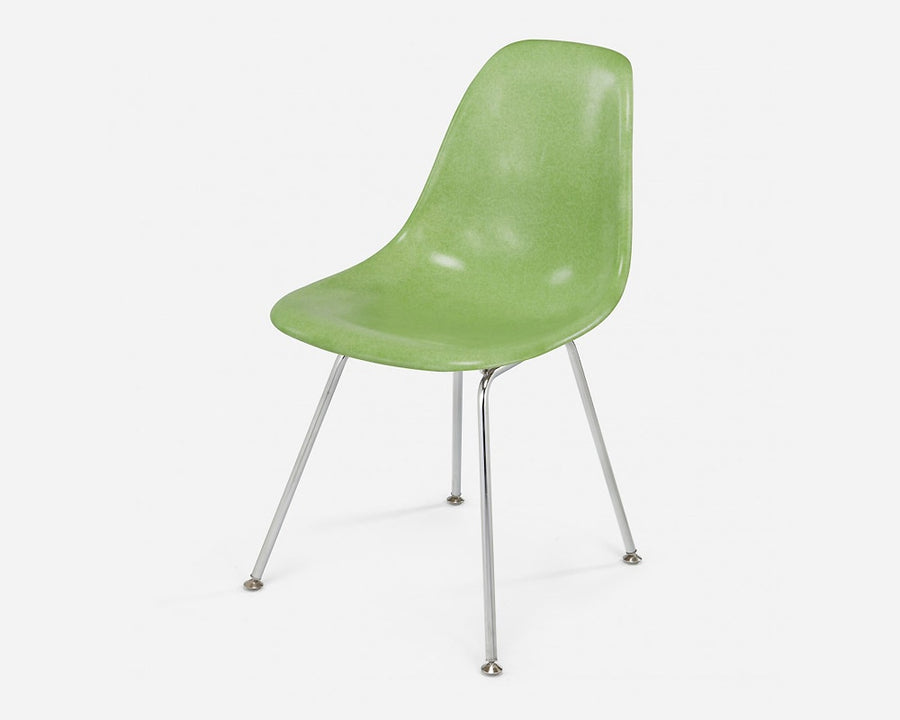 Fiberglass Side Shell Chair APPLE アップル