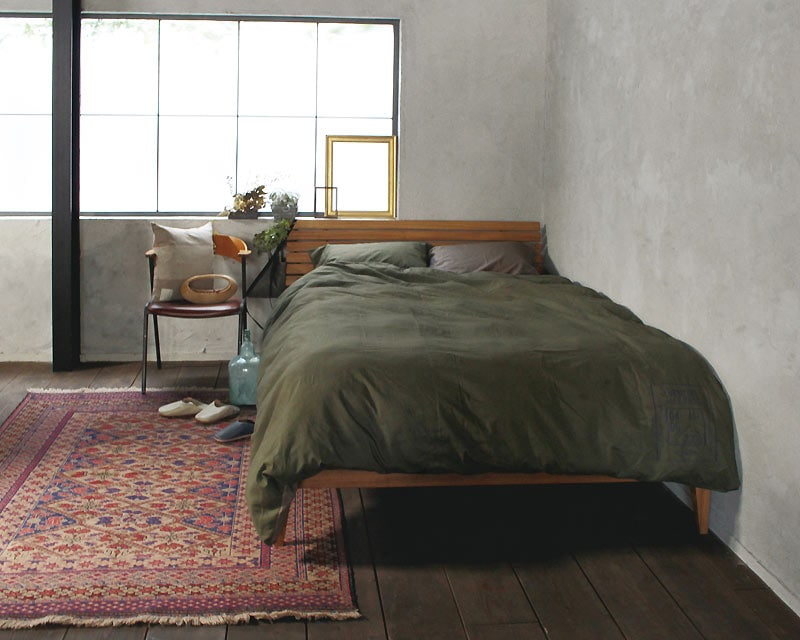 Mnol slit-back bed SD
