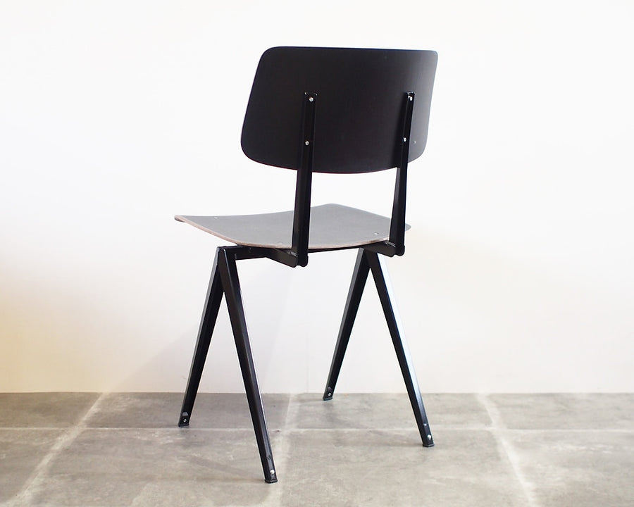 S.16 Chair Black ガルファニタス ブラック