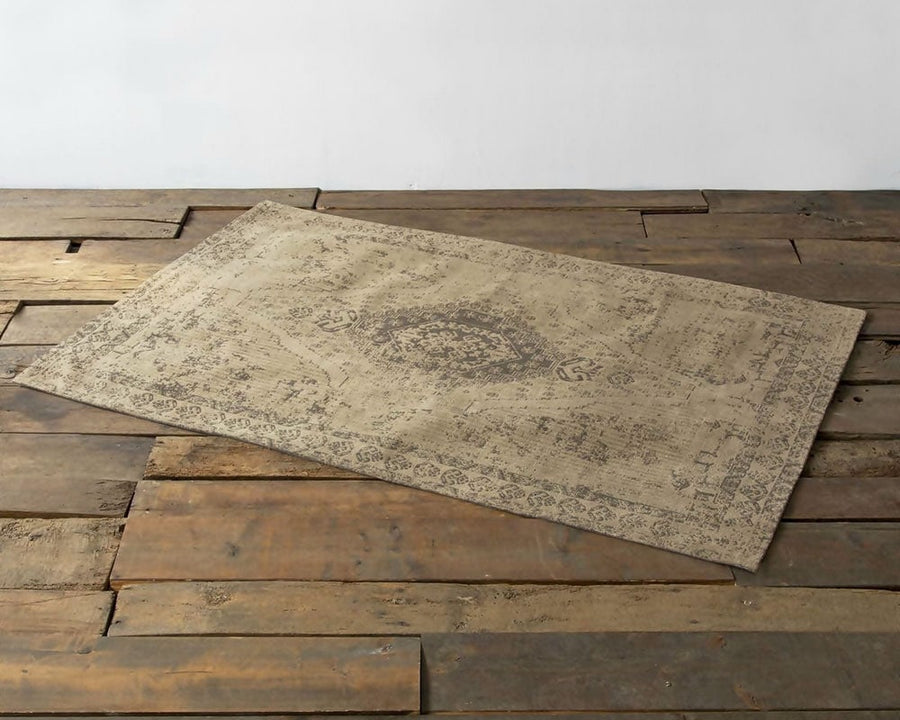 VINE YARD RUG Brown