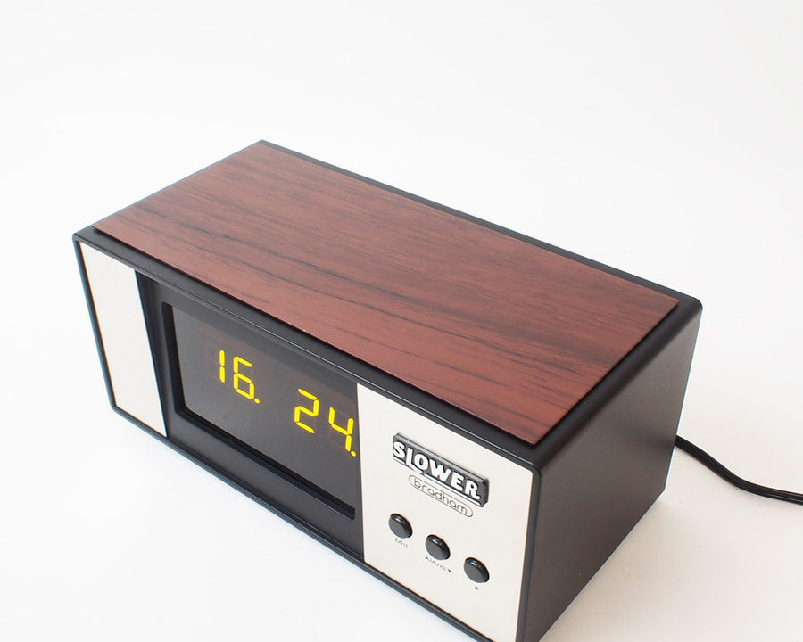 LED DESK CLOCK Bradhum LEDデスククロック ブラハム