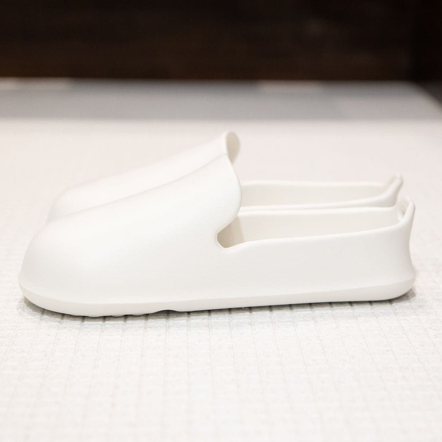 White bath slippers