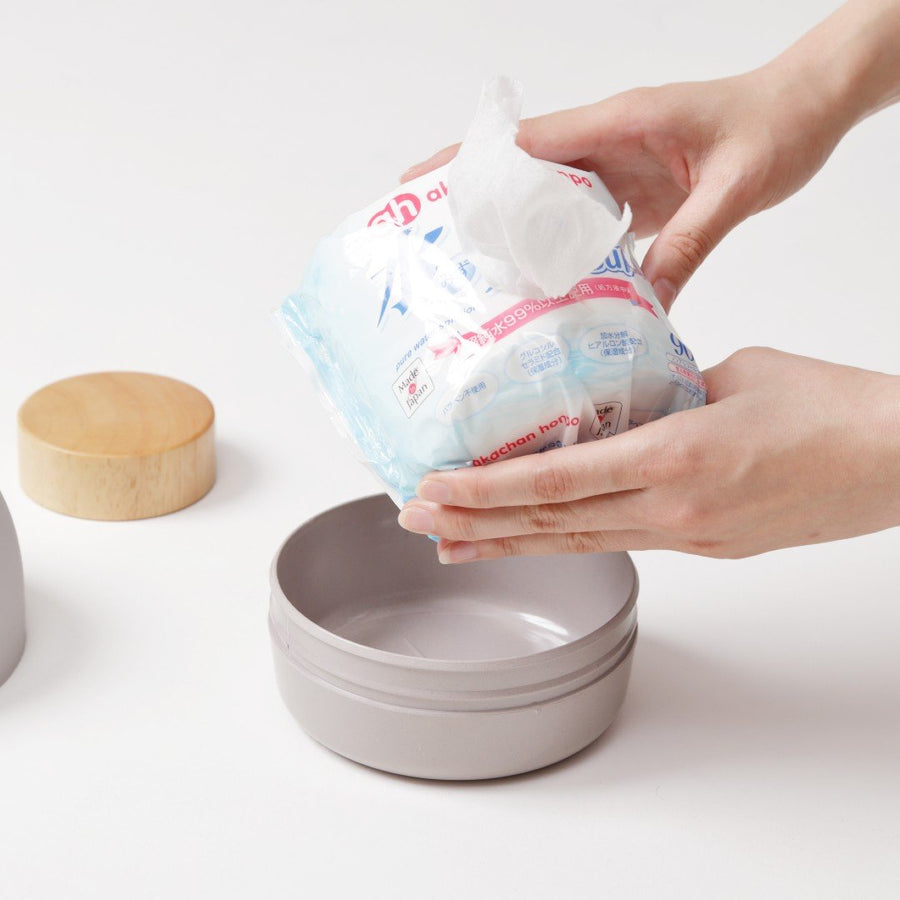 Mochi Moco Wet Tissue Case