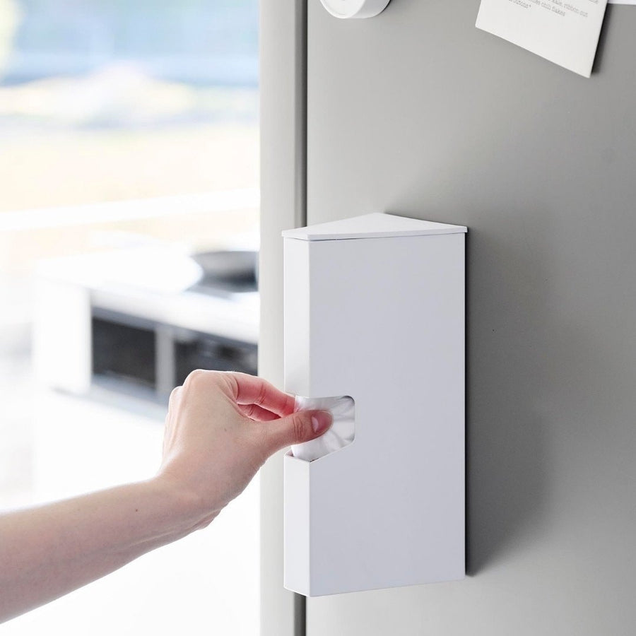 Tower Magnet Plastic Bag Case