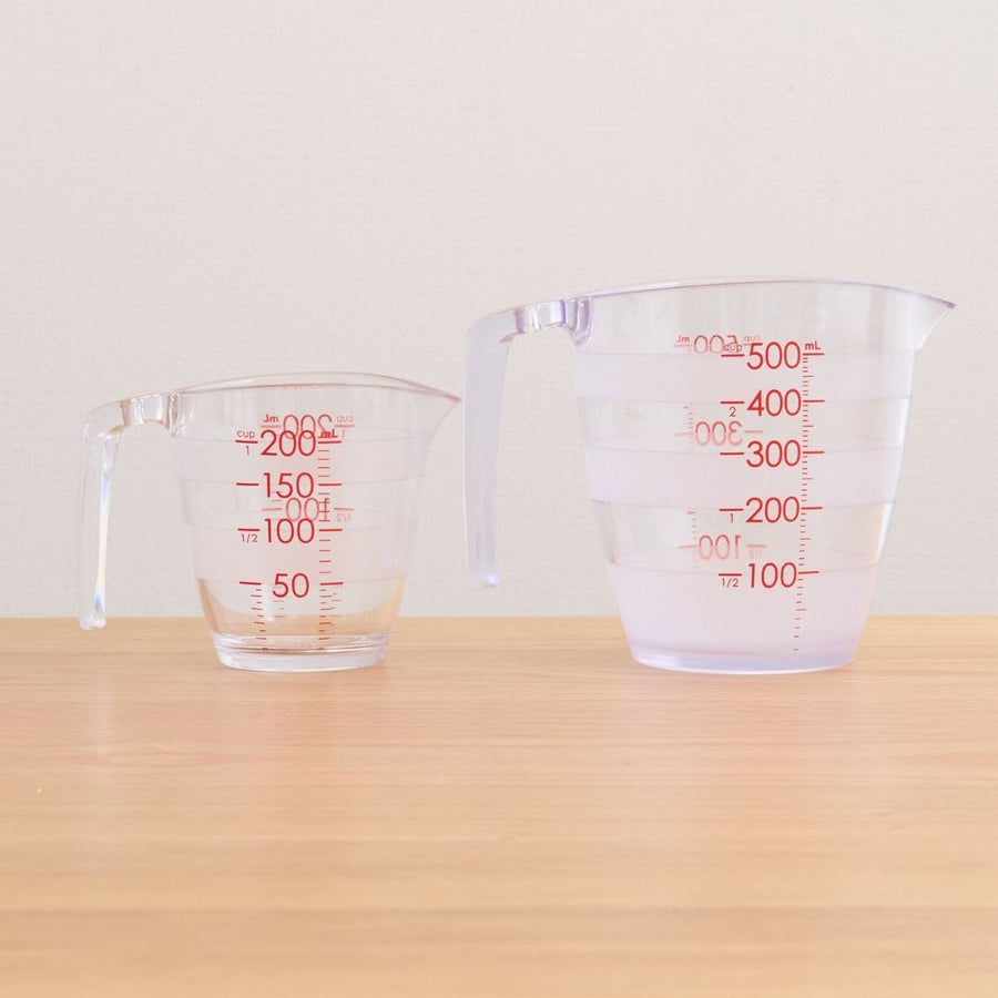 計量カップ 500ml