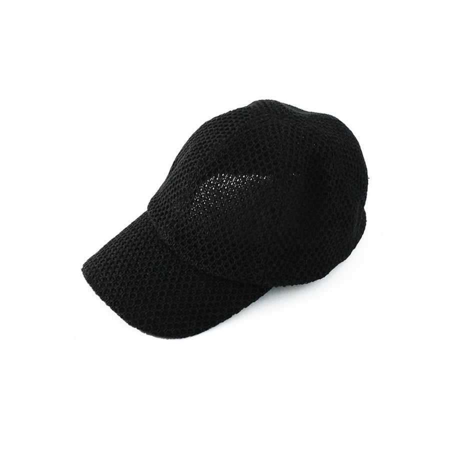 A paper cap that lets air through