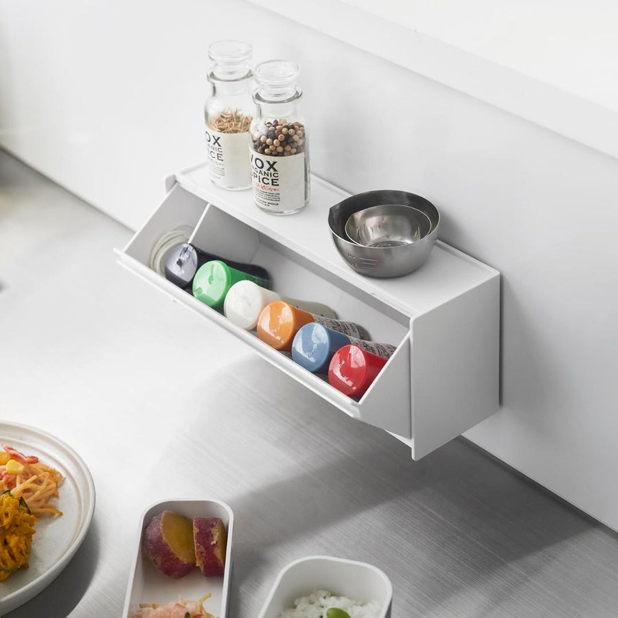 Tower Magnetic Medicine &amp; Supplement Storage Case