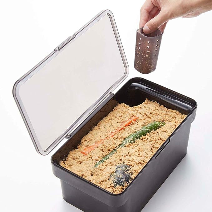 Tower Airtight Pickled Rice Bran Case with Water Remover, Black, Wide Opening Transparent Lid, Refrigerator Storage, Vegetable Compartment Storage