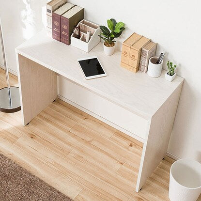 Desk (Promo 1040 WW)