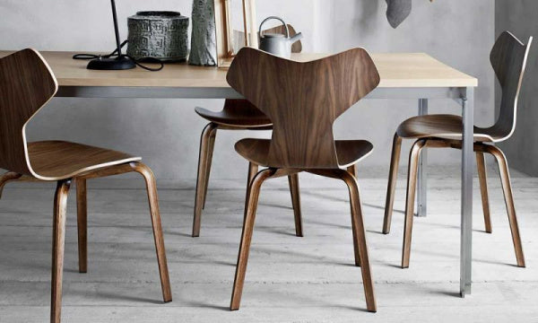 GRAND PRIX Chair, Walnut