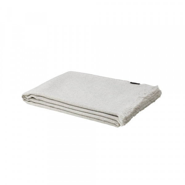 CLASSIC THROW GREY