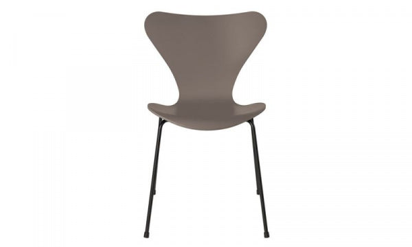 Seven Chair 3107 Lacquer Deep Clay