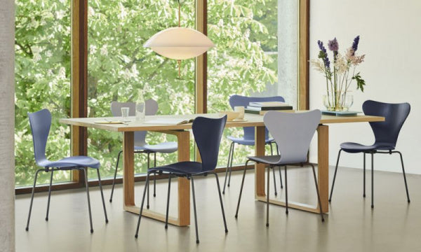 Seven Chair 3107 in Coloured Ash and Midnight Blue