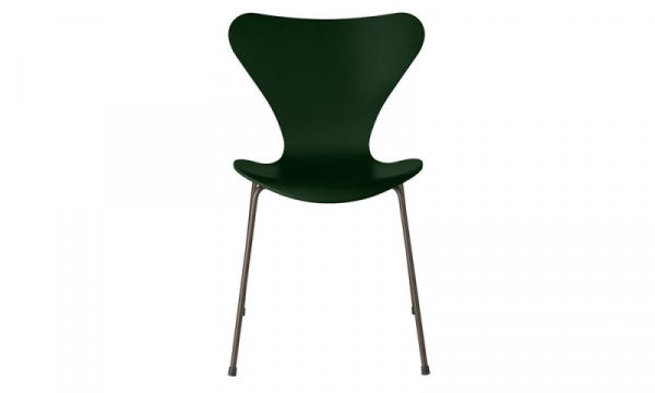 Seven Chair 3107 Lacquer Evergreen