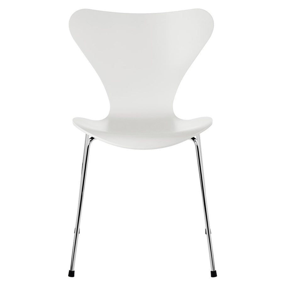 Seven Chair 3107 Lacquer White Chrome Legs