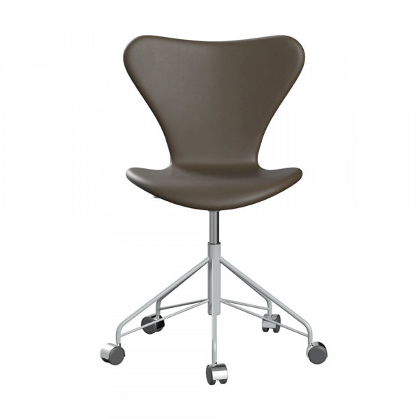 Seven Chair 3117, Fully Upholstered, Essential Leather, Stone, with Casters